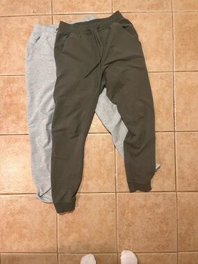 Men’s Lululemon Jogger Sweatpants